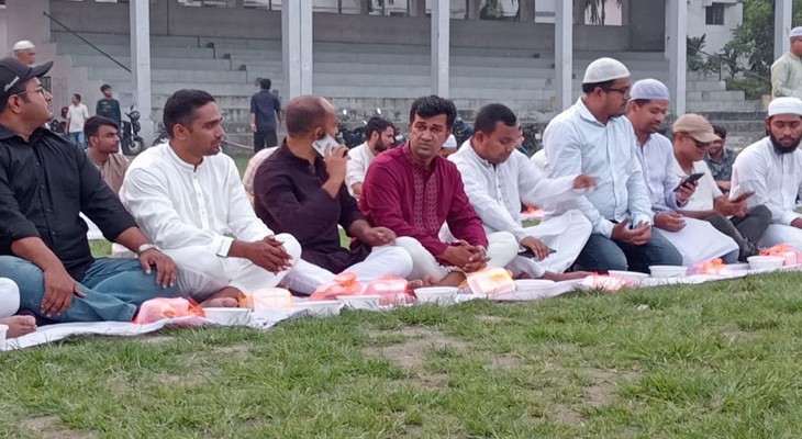 জিয়াউর রহমান-খালেদা জিয়ার রুহের মাগফিরাত কামনা,  ছাত্রদলের ইফতার ও দোয়া মাহফিল